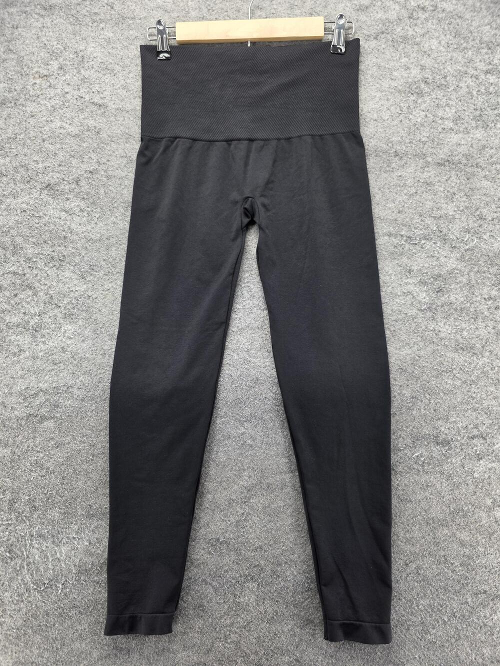 Assets By Spanx Leggings Womens L Black Ankle Nylon Elastic Waist 24 Inseam